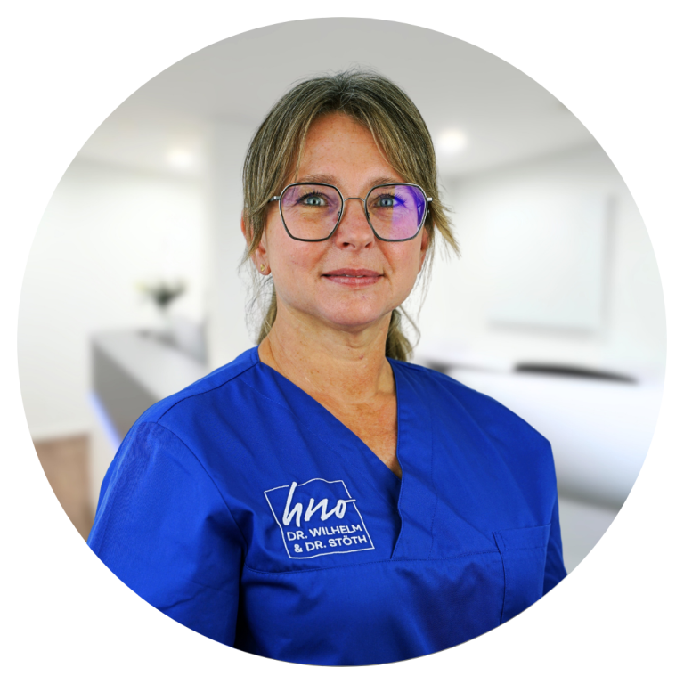 MFA Isabell Roth in der HNO Praxis Dr. Wilhelm im Gesundheitszentrum Karlstadt Isabell Roth, Medizinische Fachangestellte und Hygienebeauftragte bei HNO Dr. Wilhelm in Karlstadt